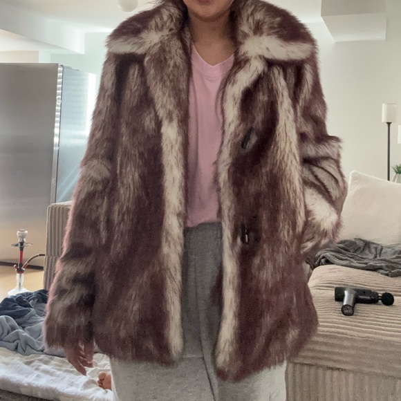 Jones New York Brown and Cream faux fur Jacket - Picture 3 of 4